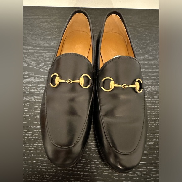 WOMEN'S GUCCI JORDAAN LEATHER LOAFER - Picture 1 of 3